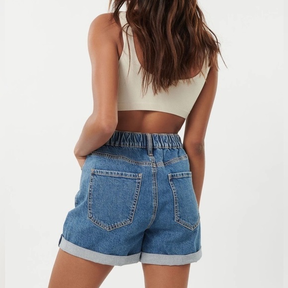 Women’s‎ GARAGE high elastic waist rolled up Jean shorts 80’s Mom size 00 - Picture 8 of 9